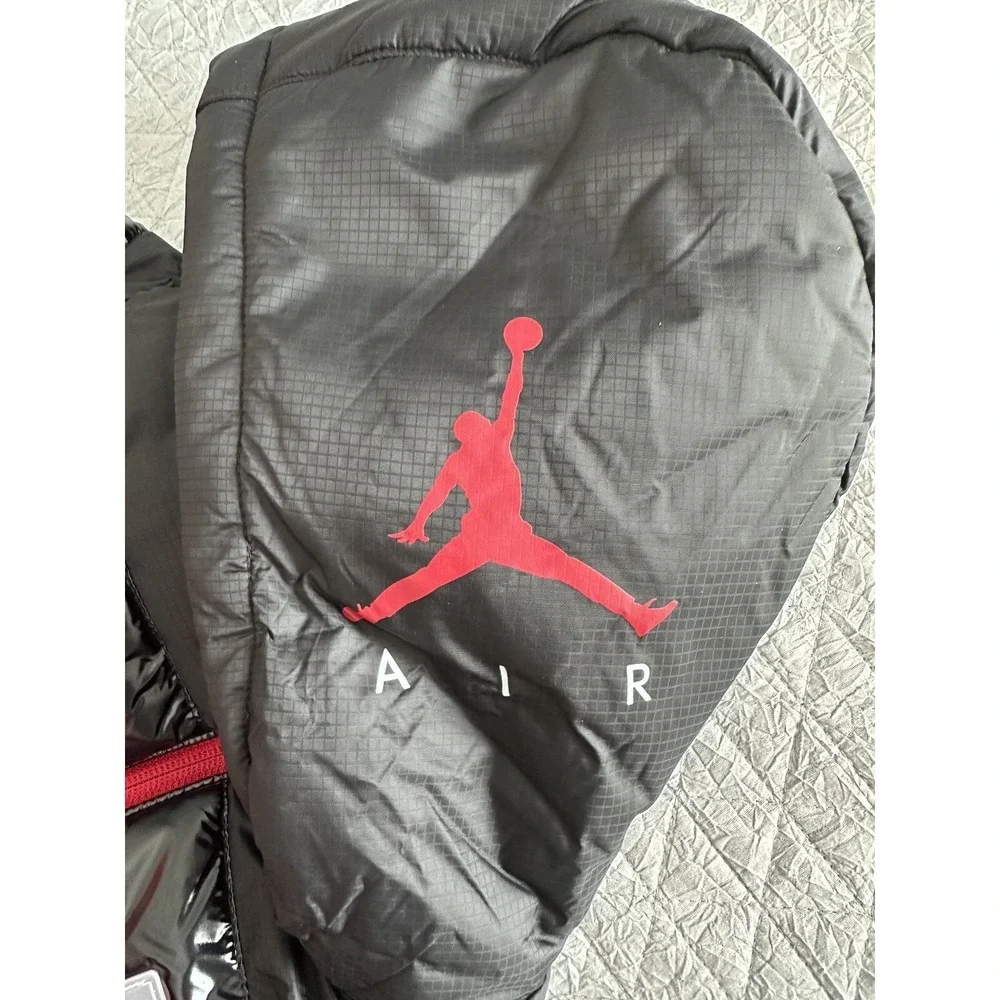 NWT - Nike Air Jordan Synthetic Puffer Jacket 857954-R78 Gym Red/Black Boys (5)‎
